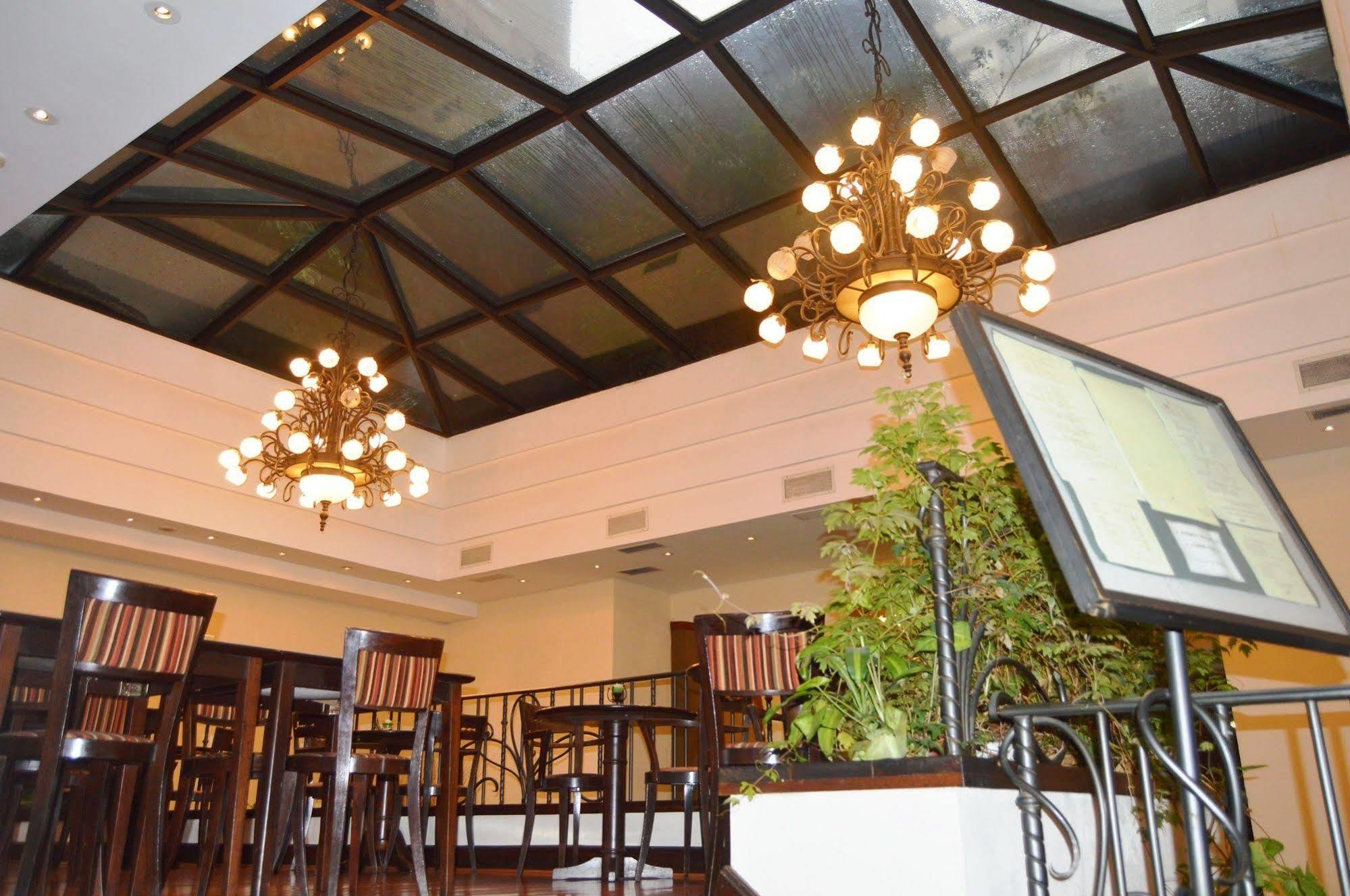 Hotel Posta Carretas Buenos Aires Exterior photo